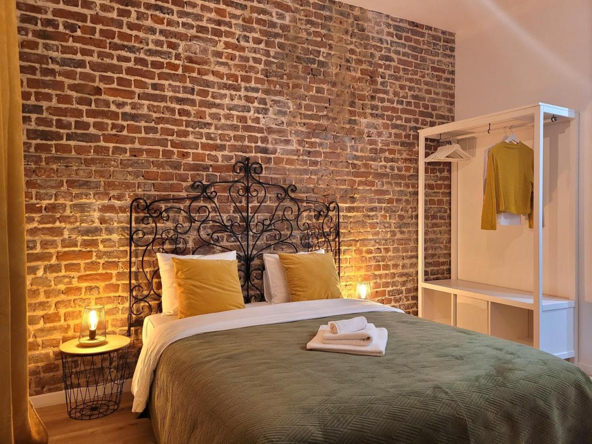 Brand New Iris Room With Private Bathroom And Balcony Bruksela Zewnętrze zdjęcie